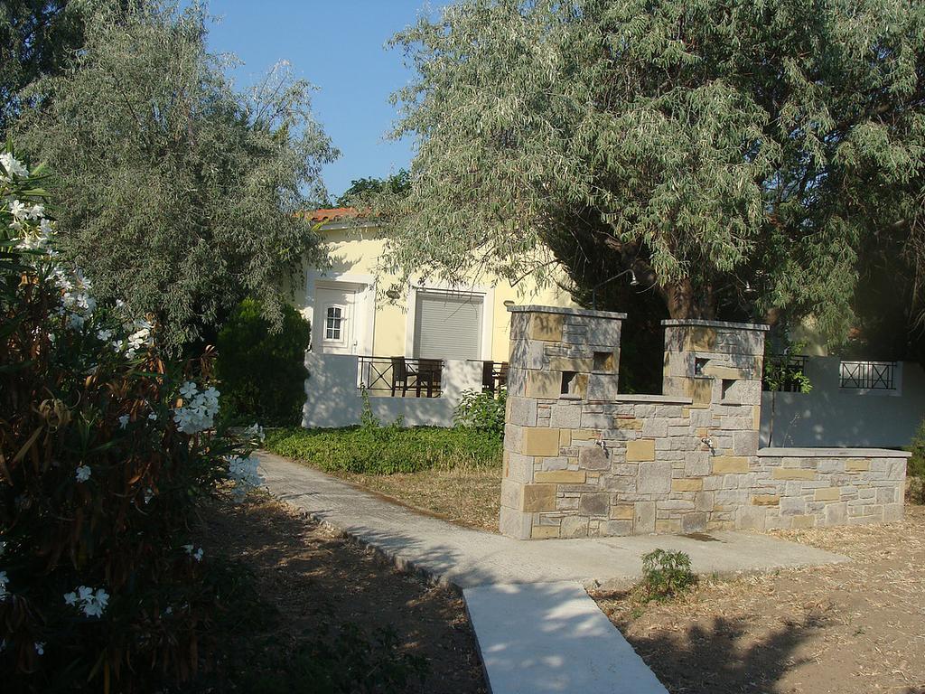 Alkiones Apartment Plati  Bagian luar foto